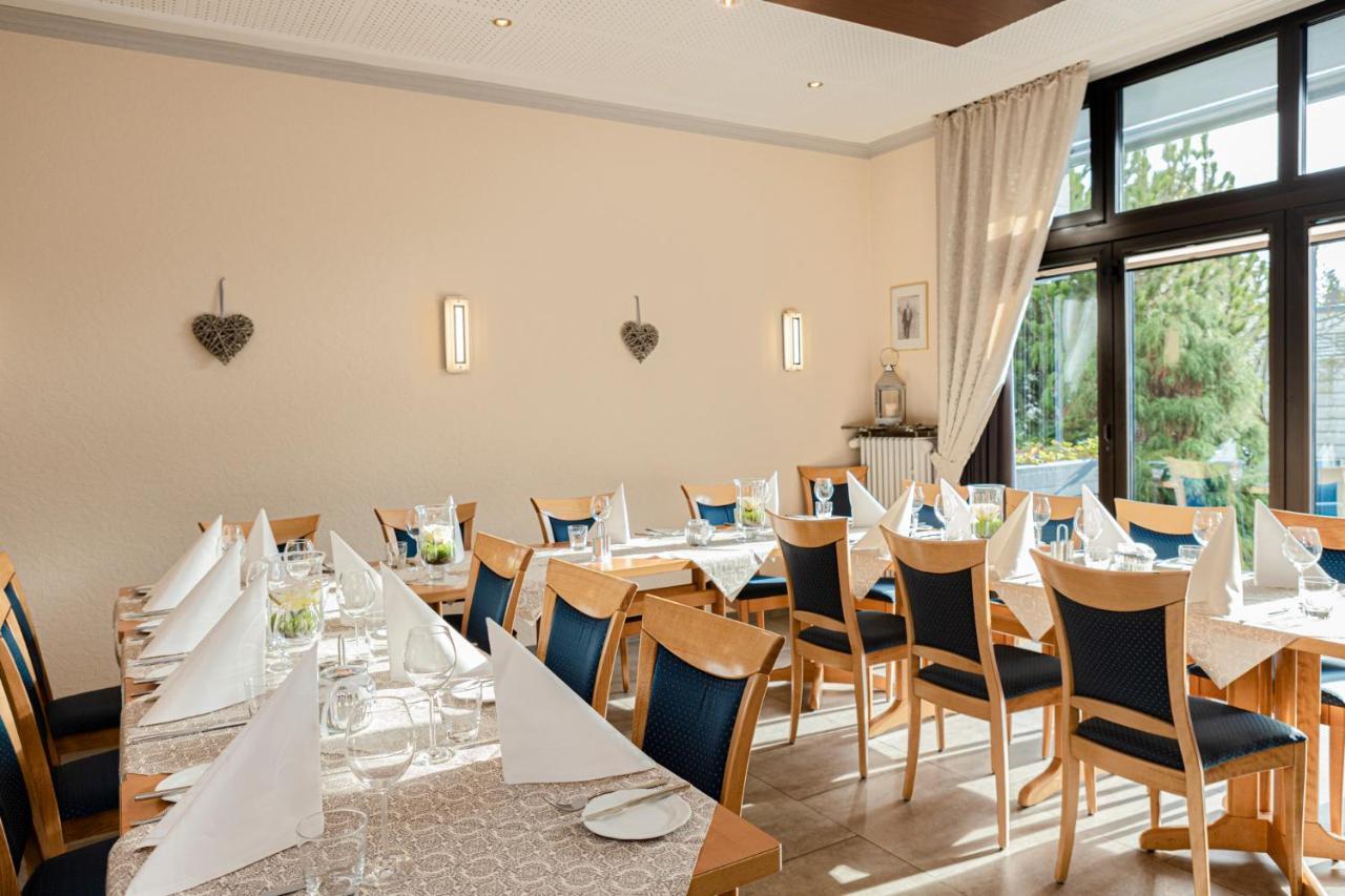 Hotel-Restaurant Fueck Leverkusen Exterior photo